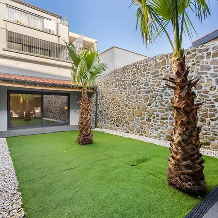 Palhotas - Jardim Santa Barbara Braga